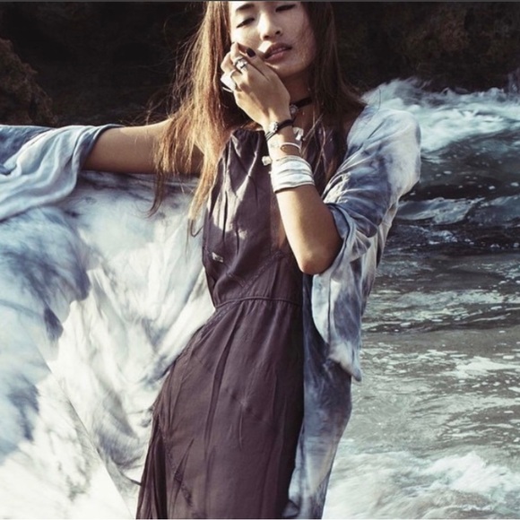 Phraseology Indigo Hand Dyed Kimono - Picture 2 of 13